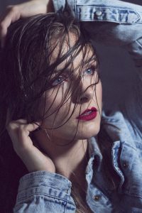 Loretta-Hope-model-Birmingham-London-beauty-makeup-wet-hair-denim-casual-chic-fashion-artistic-photography-Jack-Buck-photographer-blue-eyes-West-Midlands